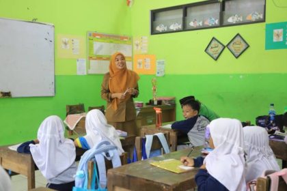 Sekolah Gratis