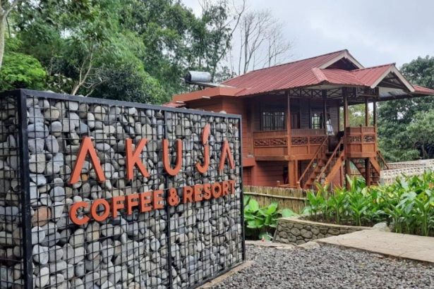 Akuja Coffee and Resort