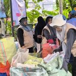 Sembako Murah Bayar Pakai Sampah