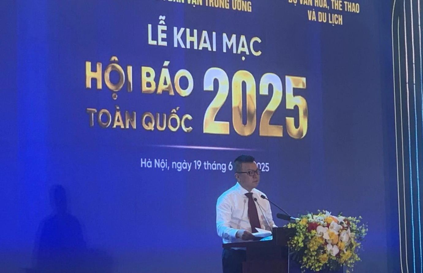 Hari Pers Vietnam