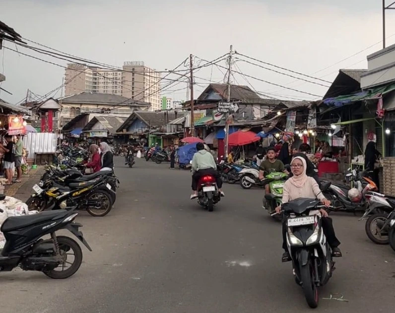Pasar Ciputat Macet