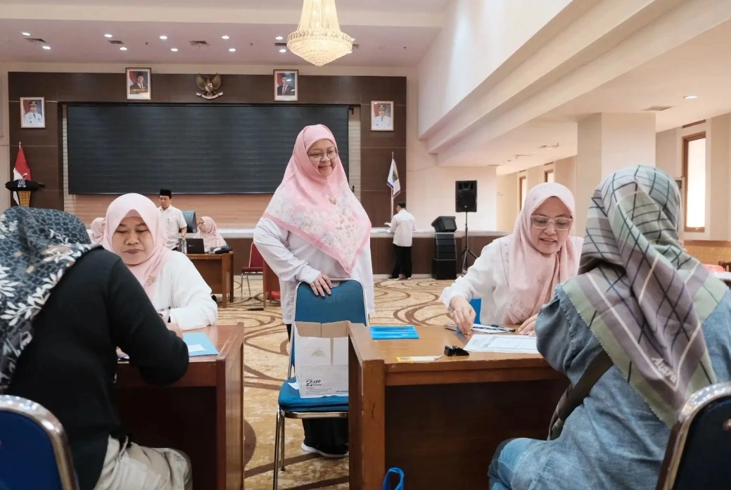 sekolah swasta gratis