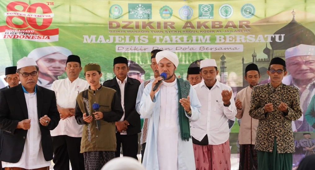 Zikir Akbar Pondok Pesantren